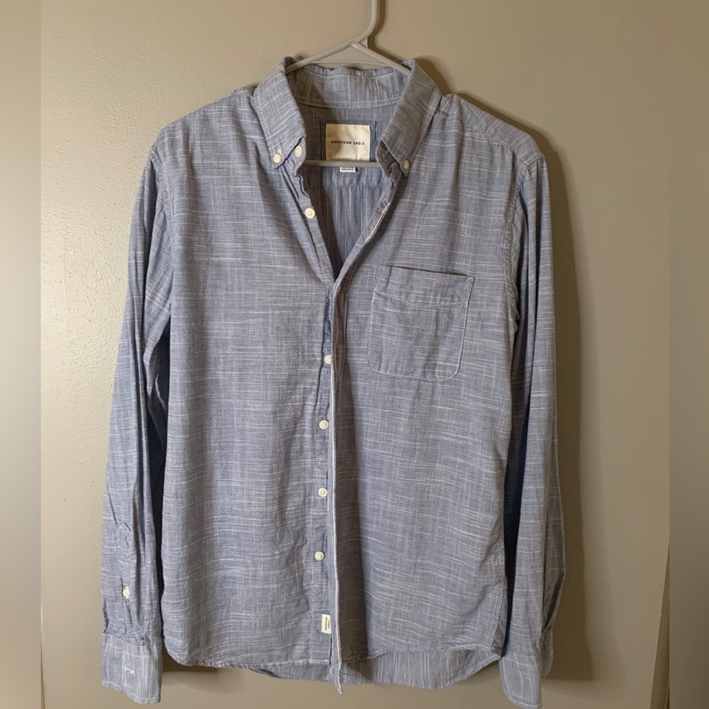 3/$15! American eagle Button down Shirt size S